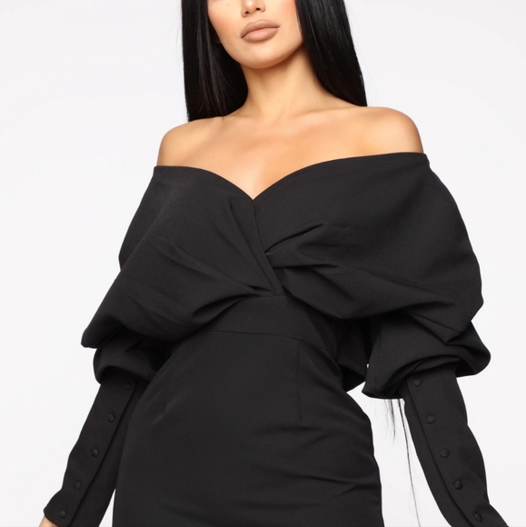 Dress - Picture 2 of 2